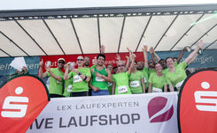 Siegerehrung: das MPI-Team erlaufte sich den zweiten Platz beim 5,0 After-Work-Run I